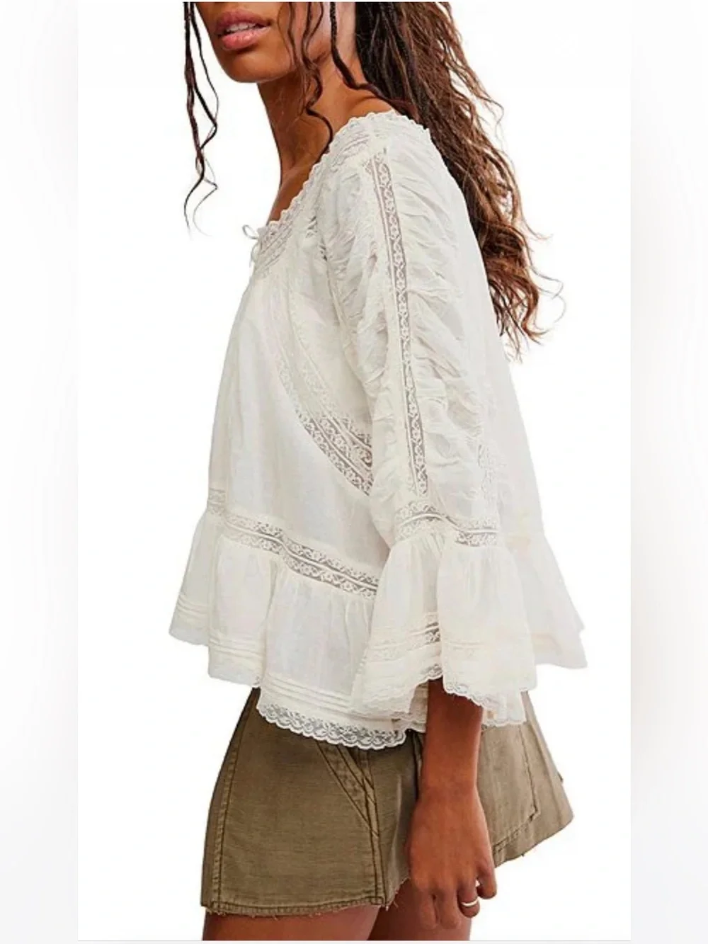 NWT🌷(M) Free People She’s a Romantic Boat Neck Bell Sleeve Lace Paneling Blouse
